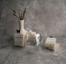 Load image into Gallery viewer, Pearl Clear Wax Melt Burner