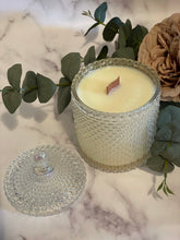 Load image into Gallery viewer, Pearlescent Clear Raindrop Geo Candle